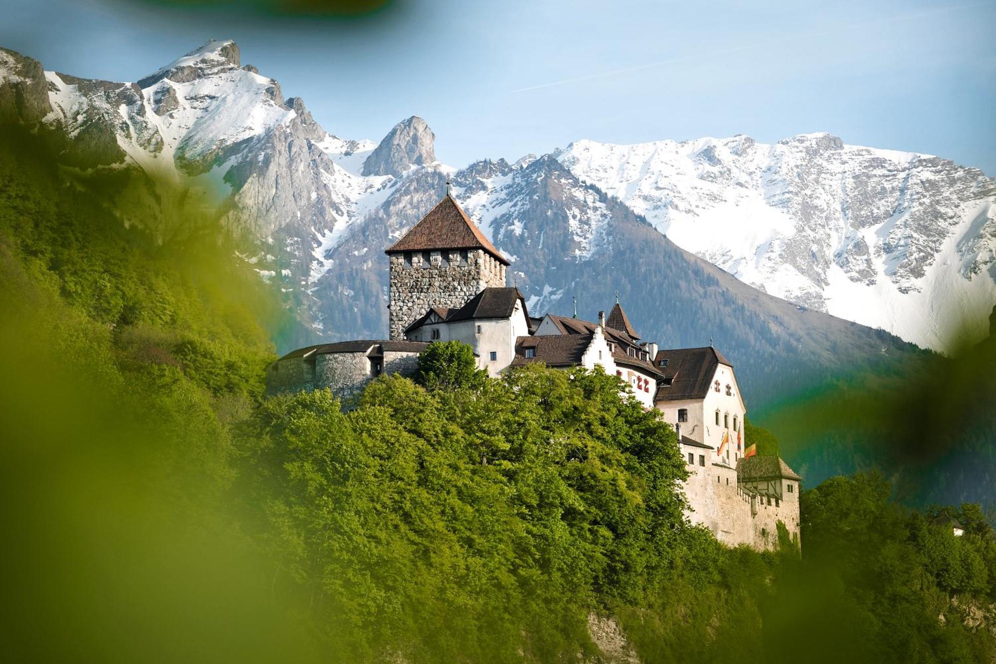 Park Hotel Sonnenhof - Relais & Chateaux Vaduz Exterior photo