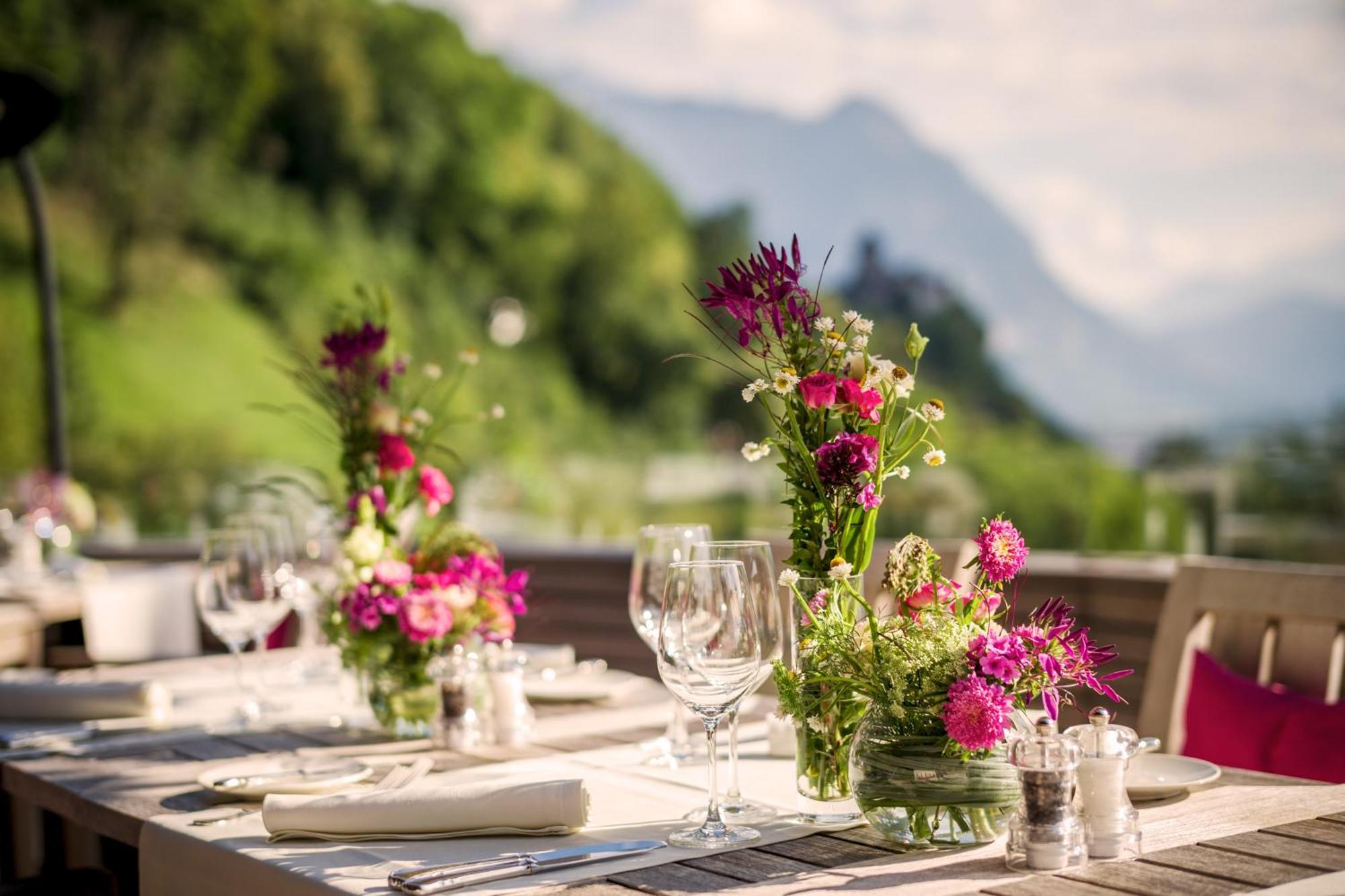 Park Hotel Sonnenhof - Relais & Chateaux Vaduz Exterior photo