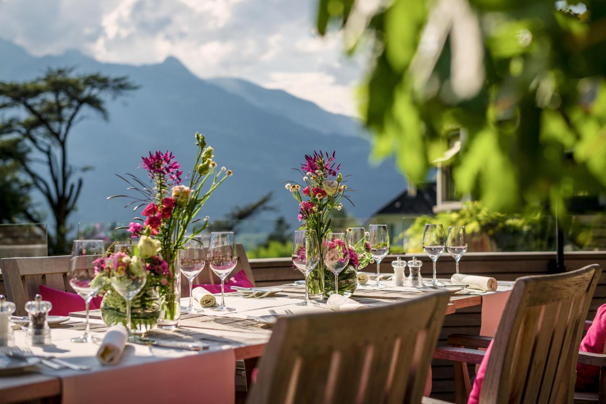 Park Hotel Sonnenhof - Relais & Chateaux Vaduz Exterior photo